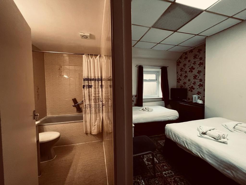 Sunset Hotel 3*