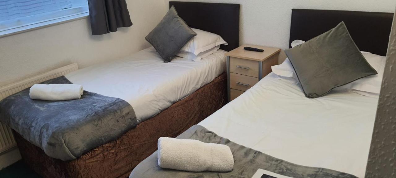 Hotel Strathmore 3*