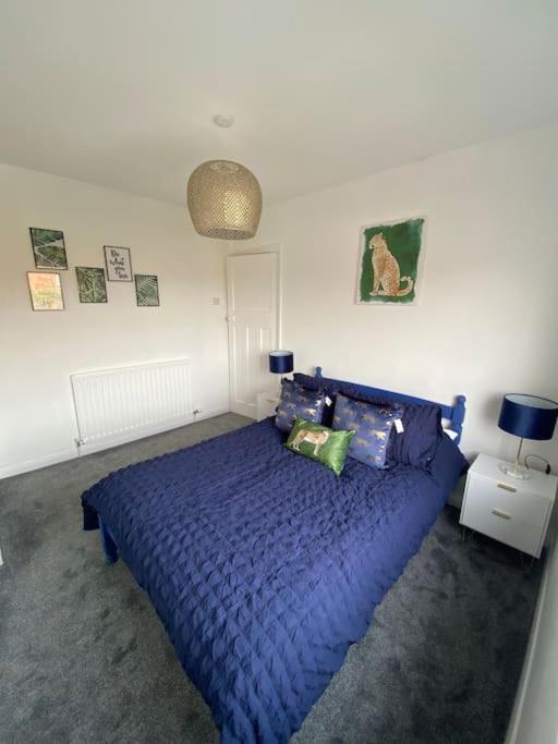 New 3 Bedroom Family With Outdoor Living *