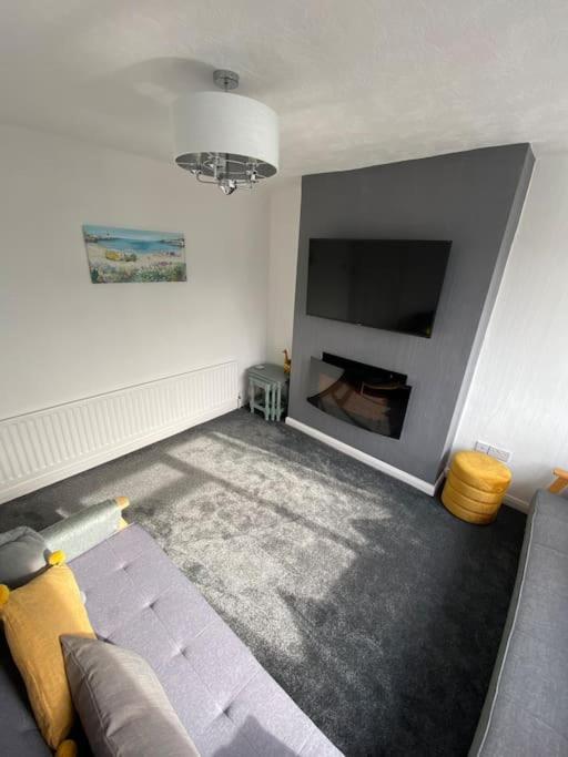 New 3 Bedroom Family With Outdoor Living Holiday home Blackpool