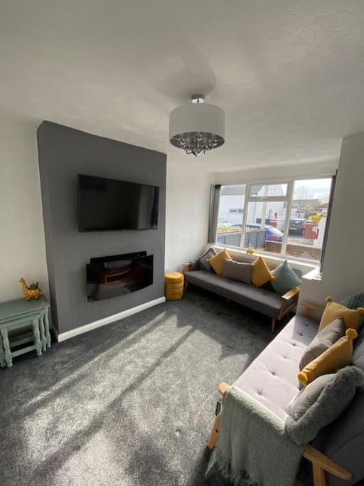 New 3 Bedroom Family With Outdoor Living Blackpool