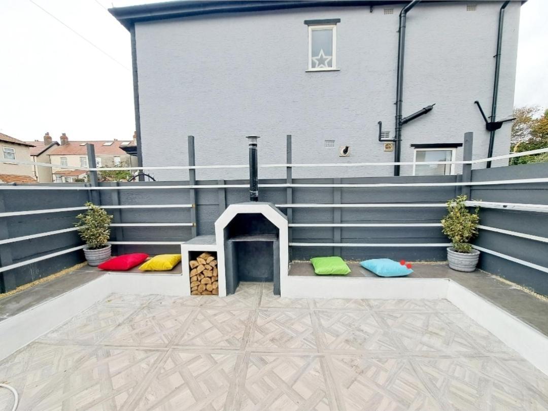 Family With Hot Tub , Family Groups Only Holiday home *