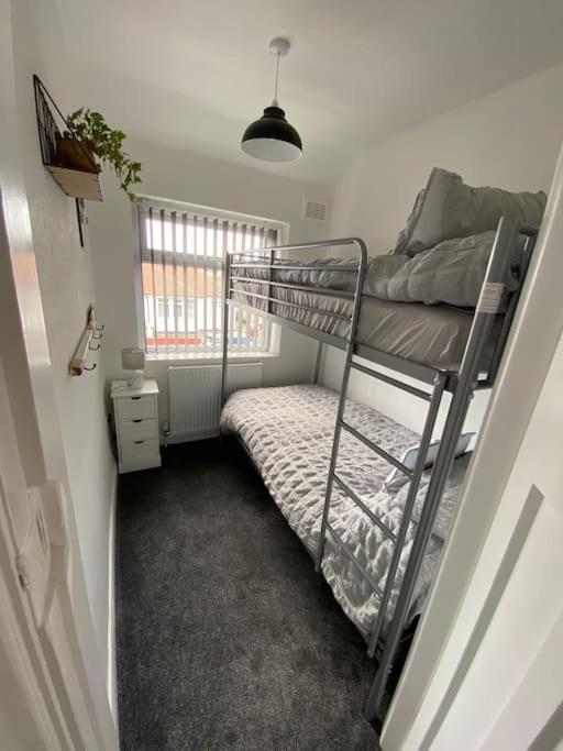 New 3 Bedroom Family With Outdoor Living * Blackpool