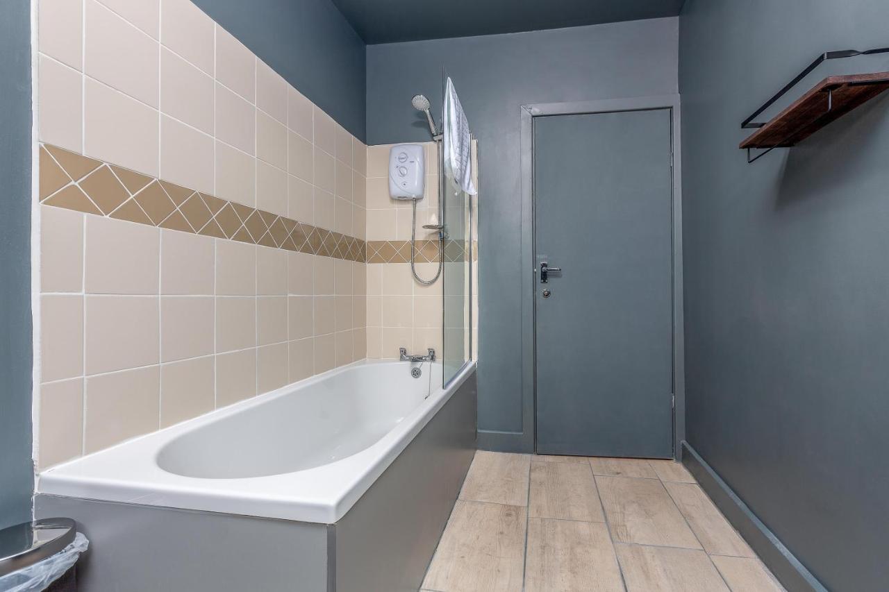 Apartment Pine Studio Blackpool