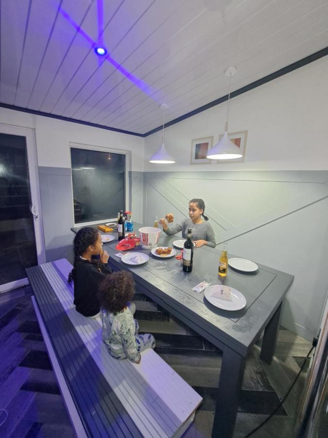 Family With Hot Tub , Family Groups Only * Blackpool