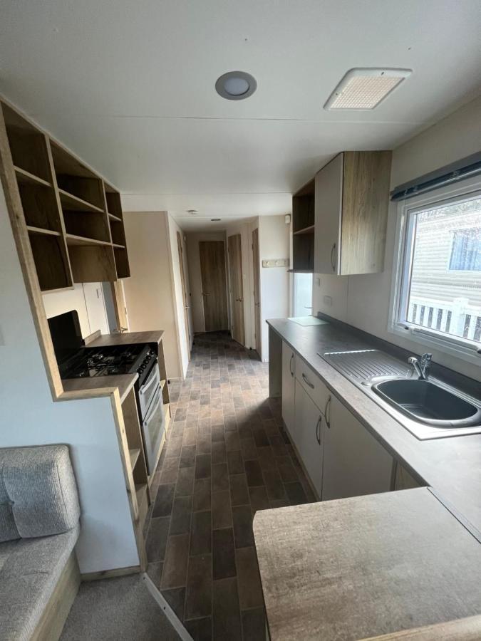Caravan In Marton Mere * Blackpool