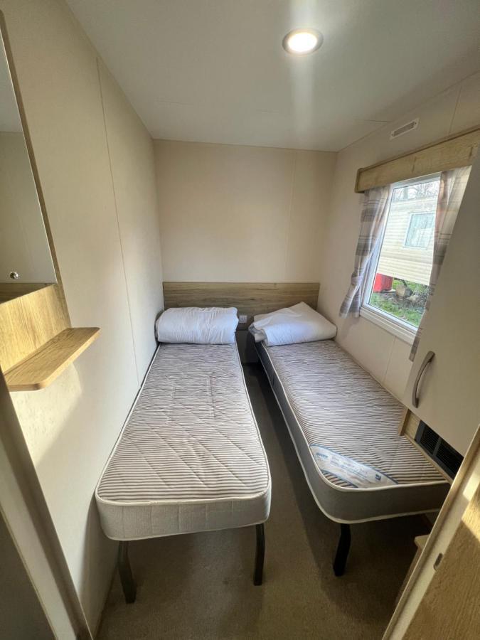 Caravan In Marton Mere Campsite