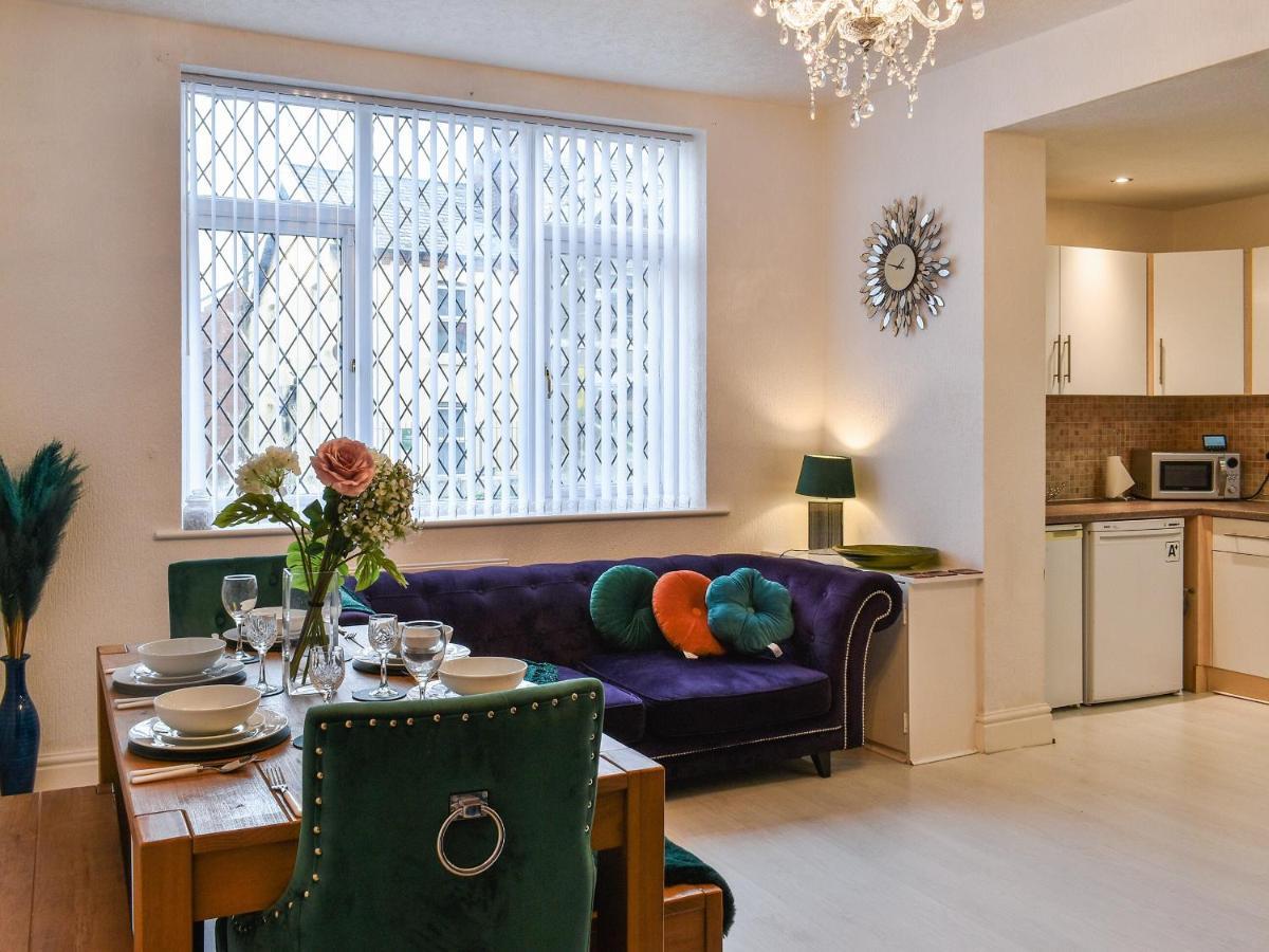 Grove Holiday home Blackpool