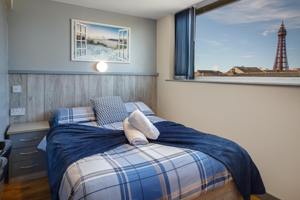 Seaside Superior Family Apartment Blackpool