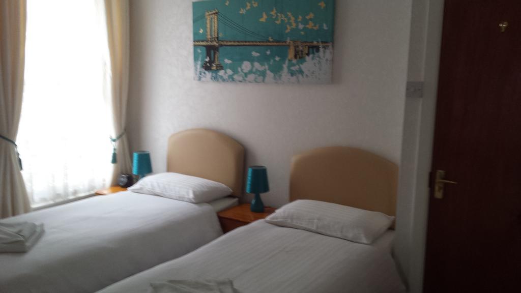 The New Hampshire Guest house 3*