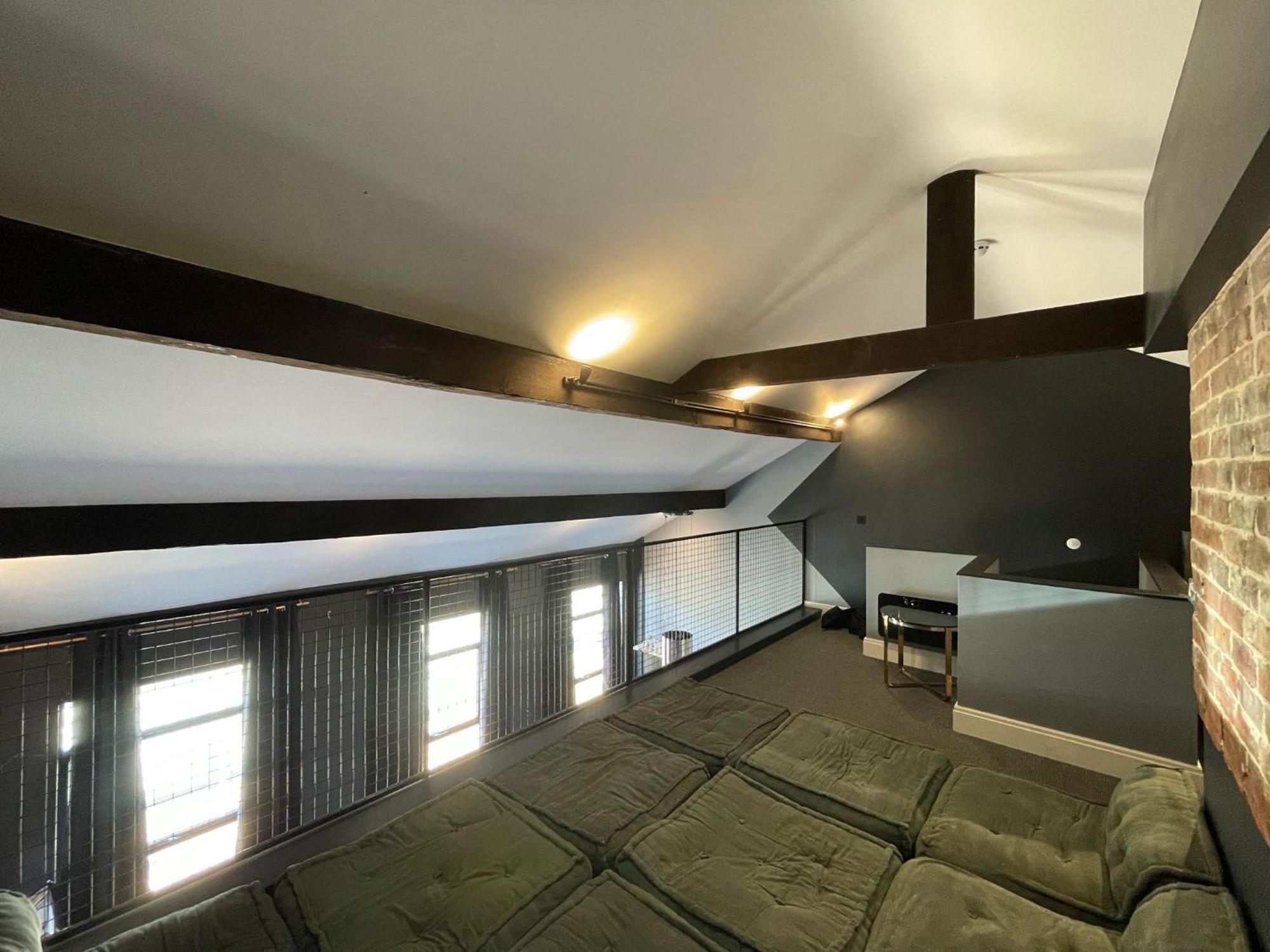 Apartment The Luxury Penthouse By Sasco *