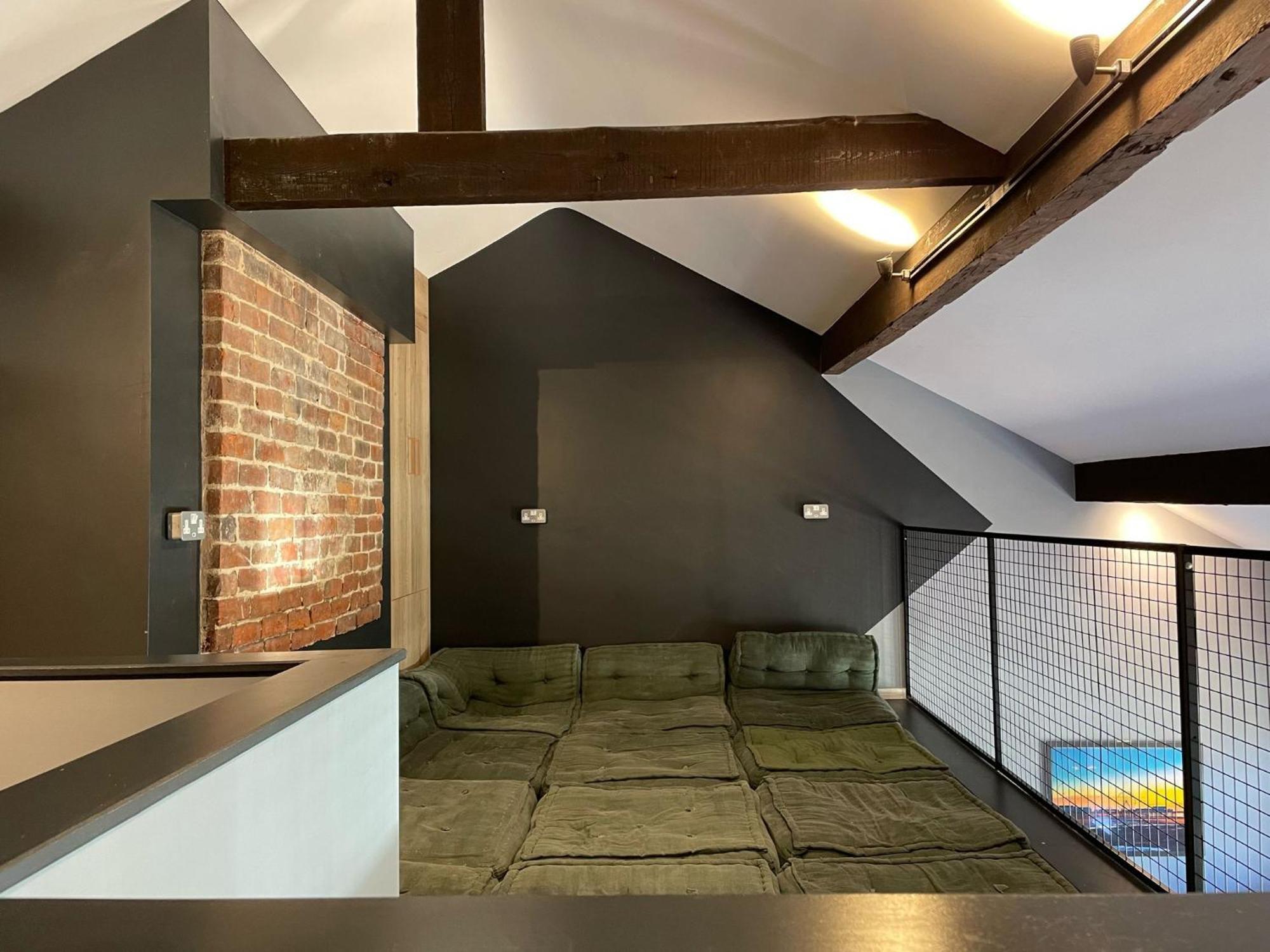Apartment The Luxury Penthouse By Sasco *