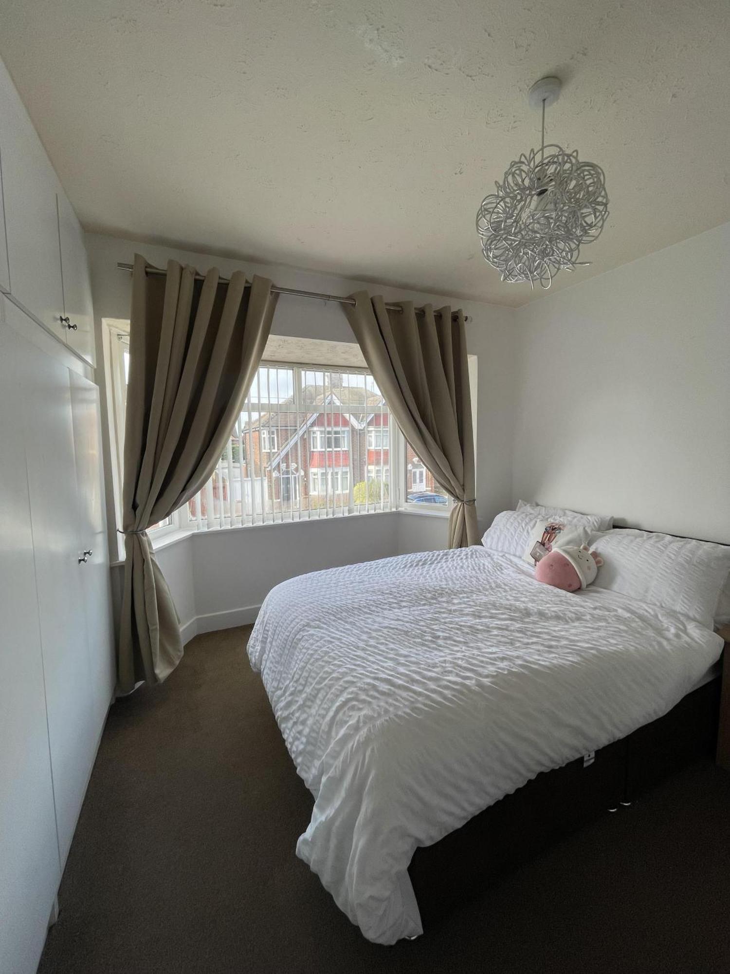 3 Bed House In With Cinema & Hot Tub * Blackpool