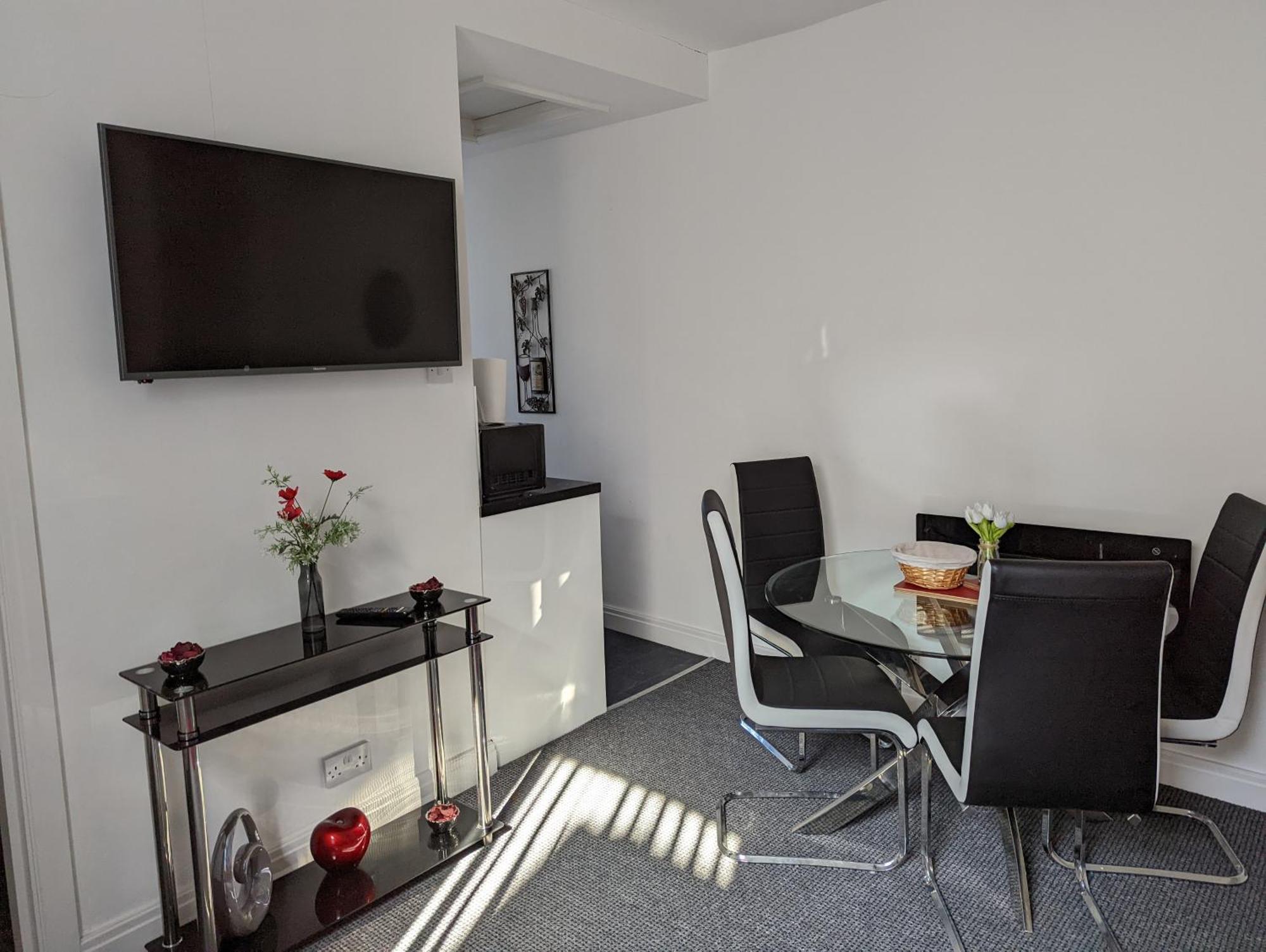 Coast Station Road Apartment