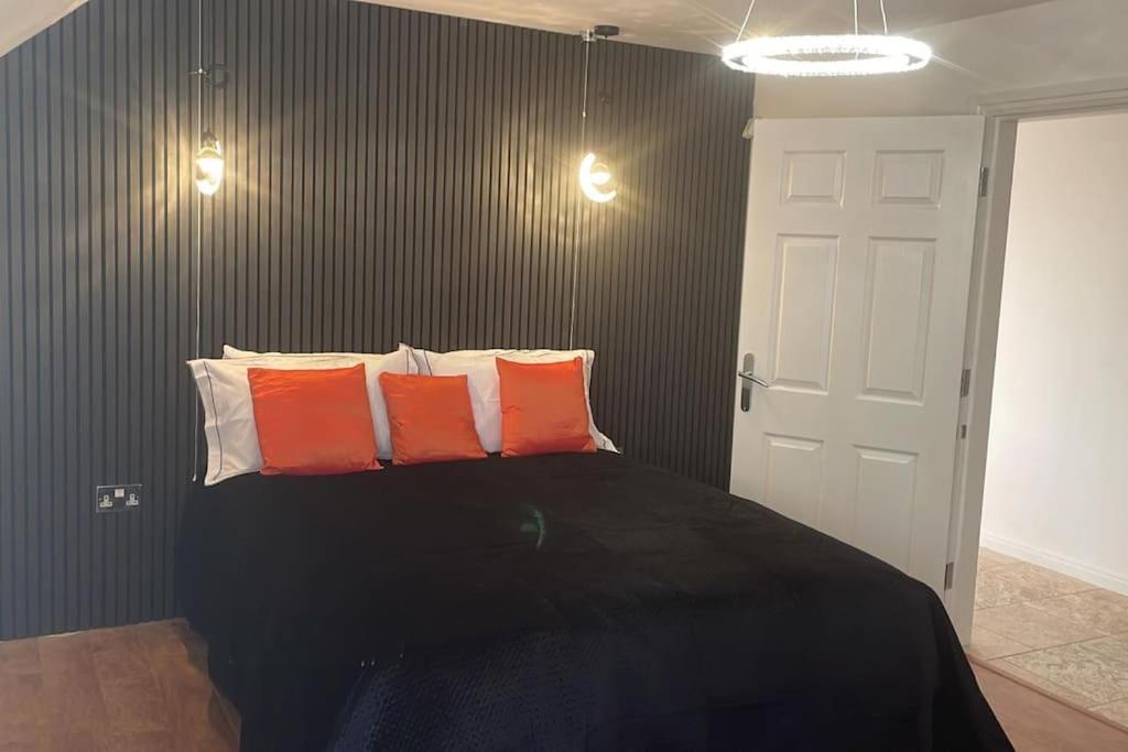 30 The Elms Apartment