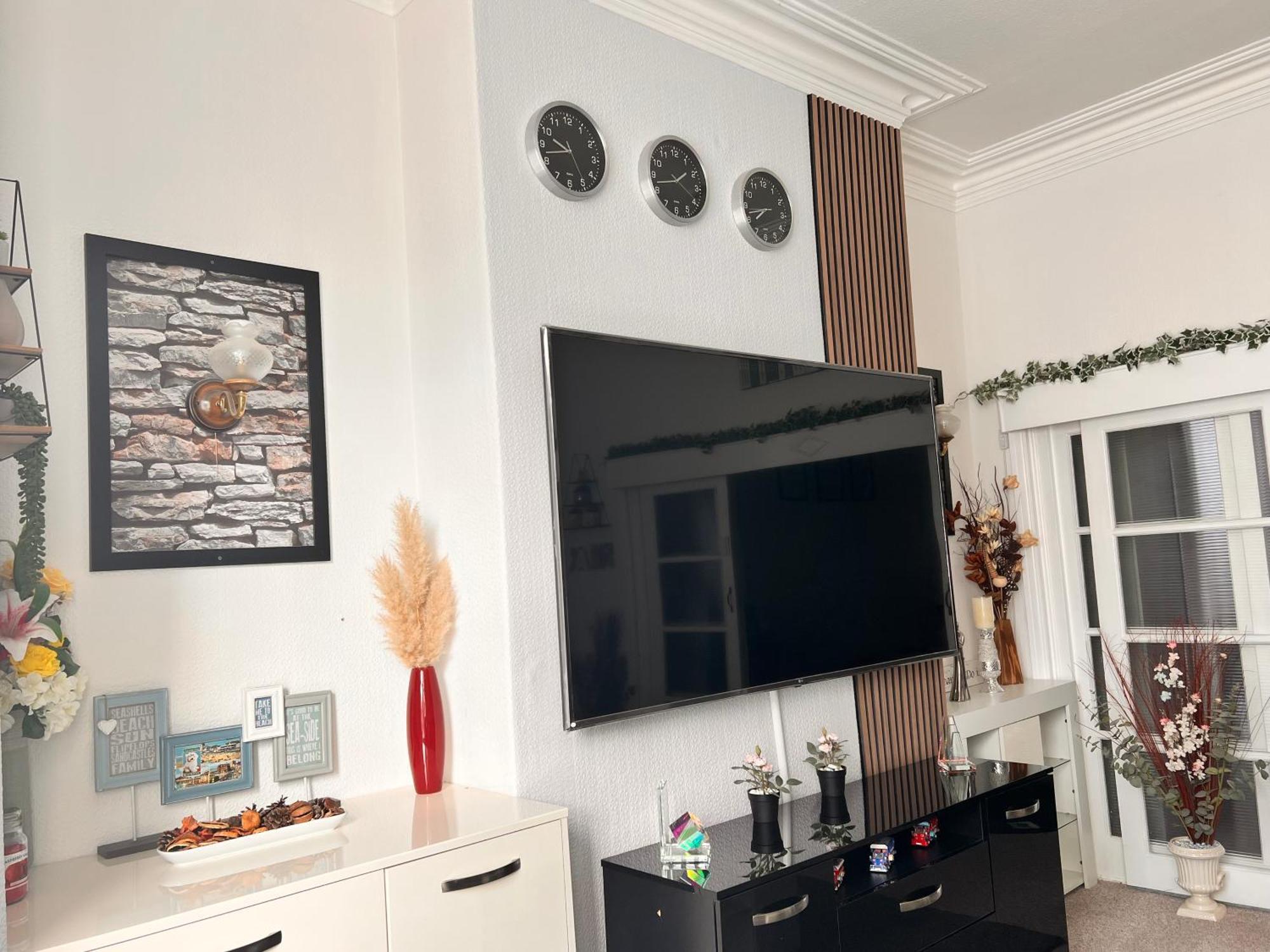 Victoria House - Self Catering Quiet - Adult Singles And Couples Only Guest house Blackpool