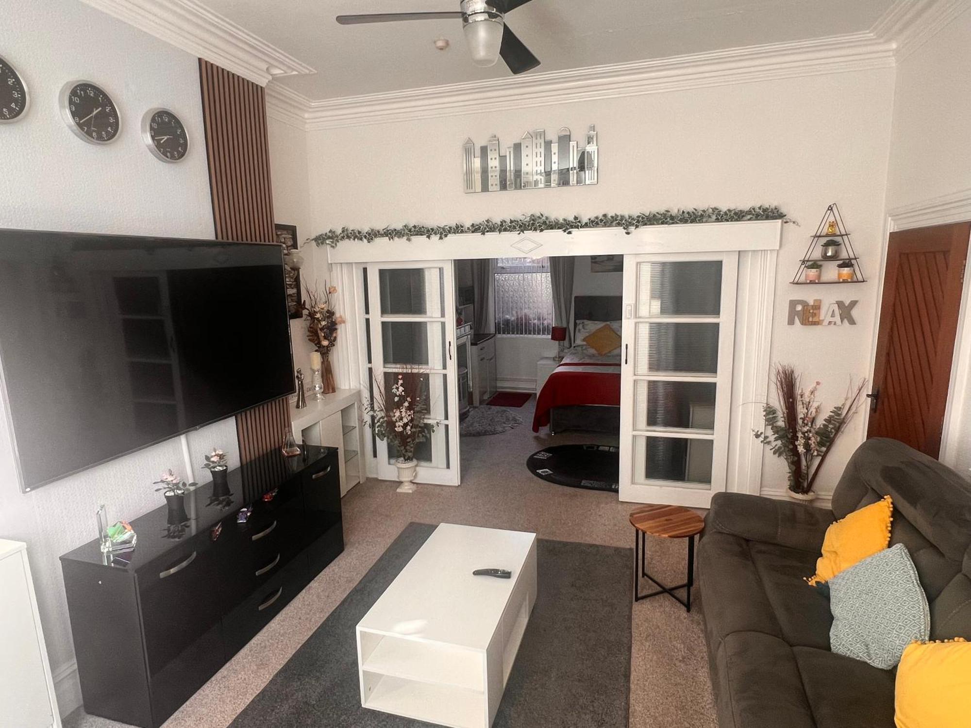 Guest house Victoria House - Self Catering Quiet - Adult Singles And Couples Only Blackpool
