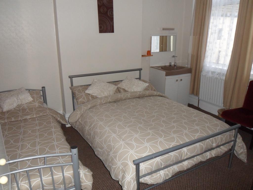 Appleton 3* Blackpool