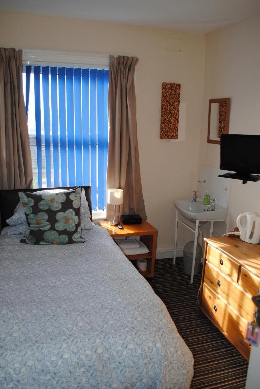 Mchalls (adults Only) Hotel