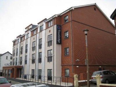 Travelodge South Shore Hotel 3*