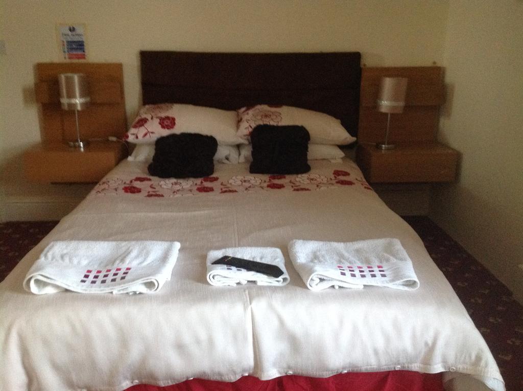 Hotel Cowley 2*