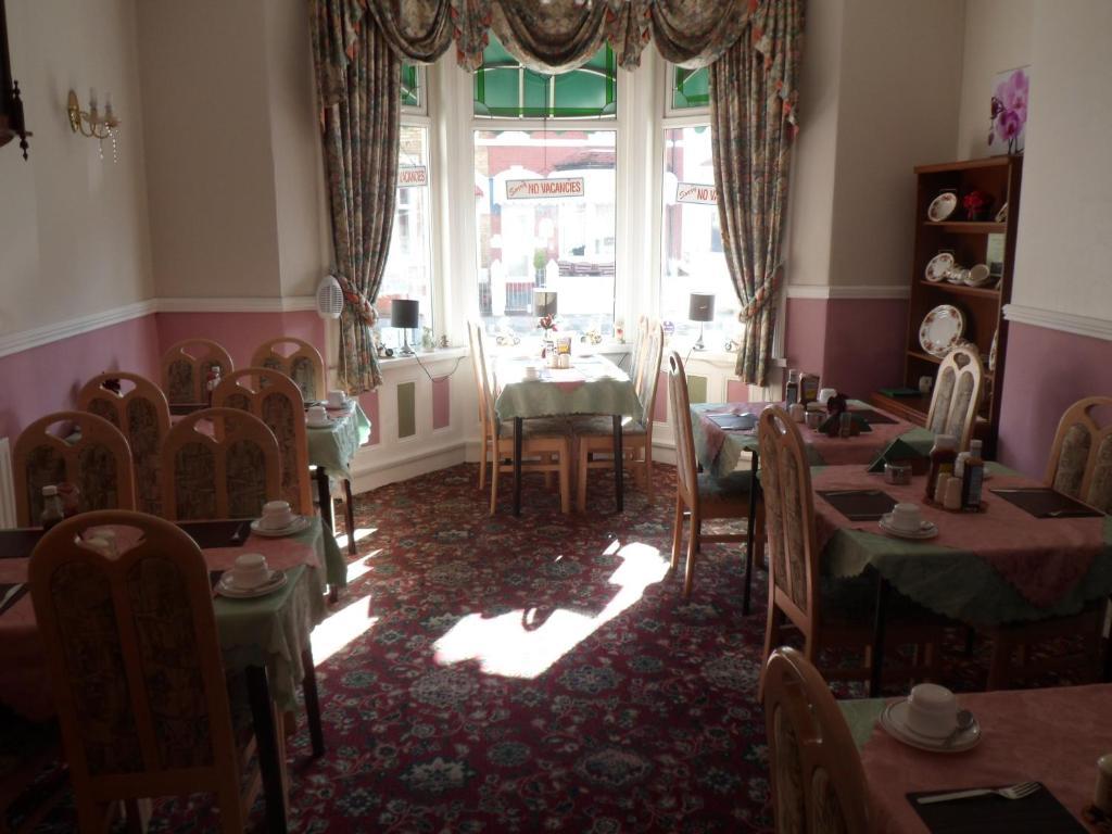 Appleton Guest house Blackpool