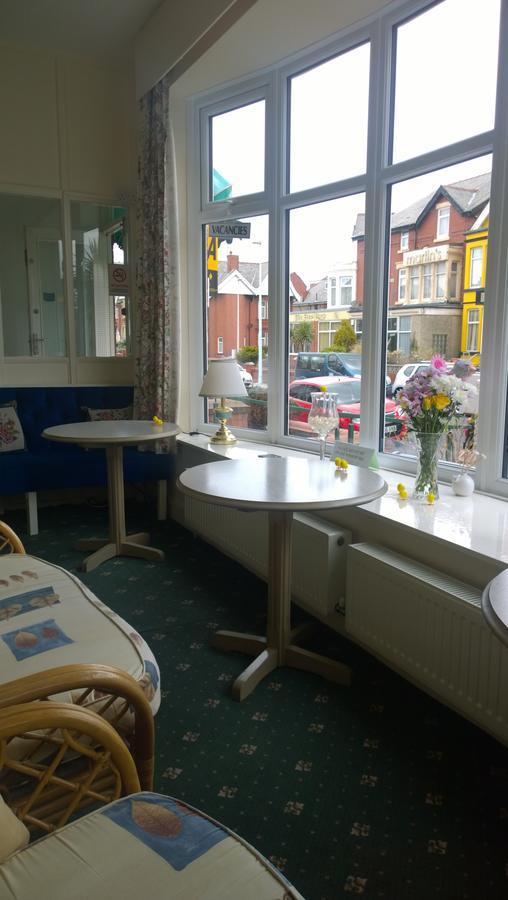 The Hartshead - Families & Couples 3* Blackpool