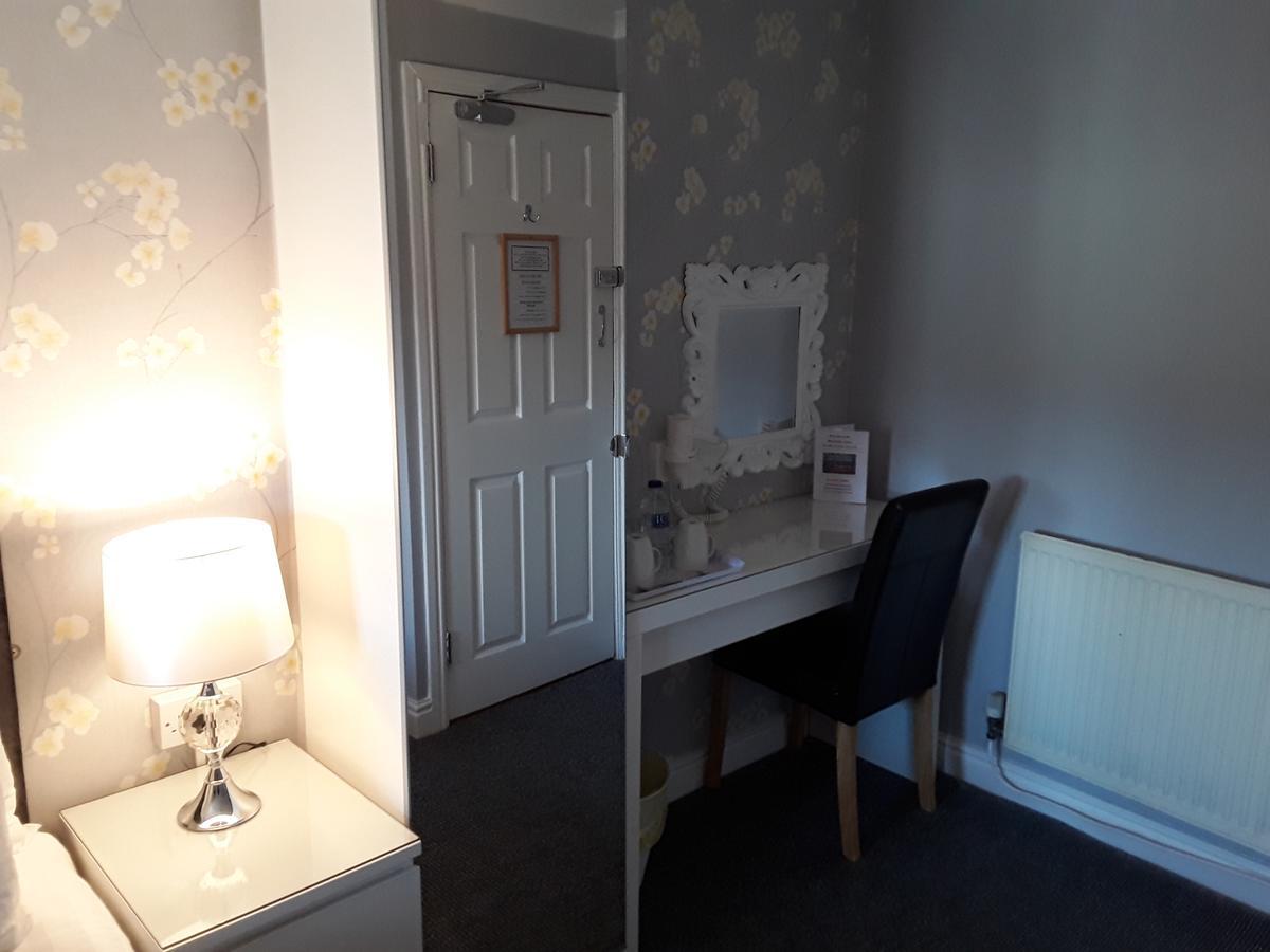 Manchester House Bed & Breakfast