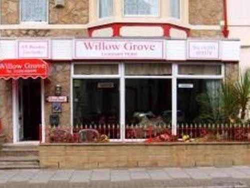 Guest house Willow Grove Blackpool