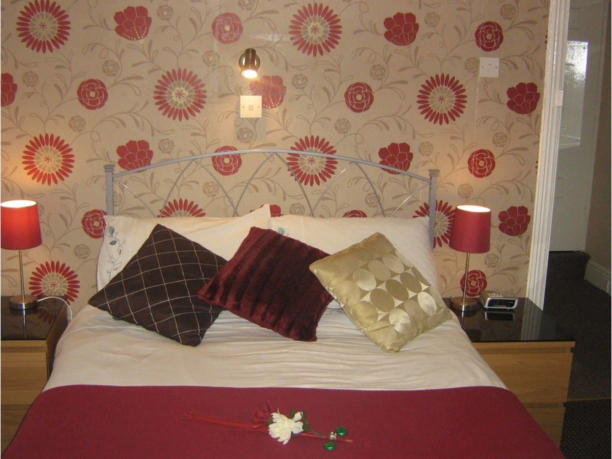 Ellan Vannin 4* Blackpool