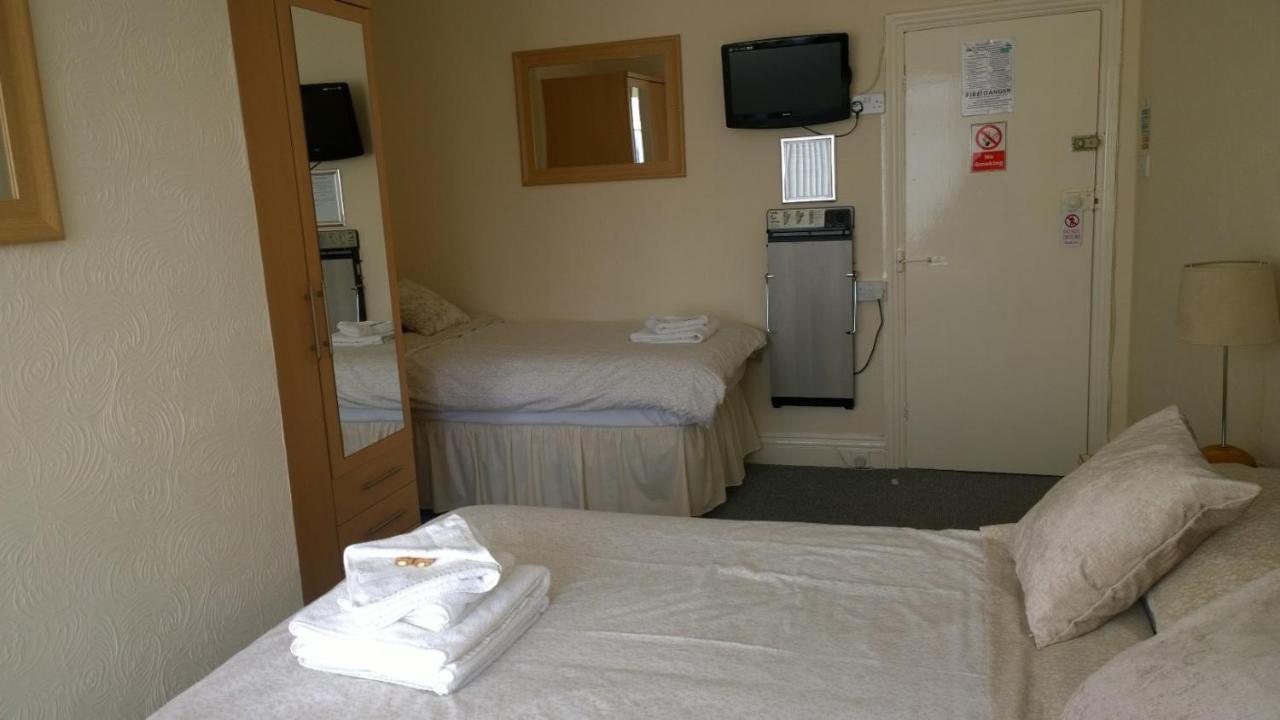 The Hartshead - Families & Couples Guest house 3*
