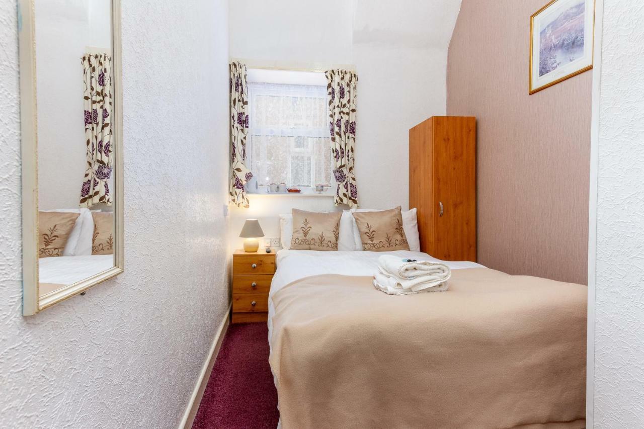 Keighley House Guest house 3*