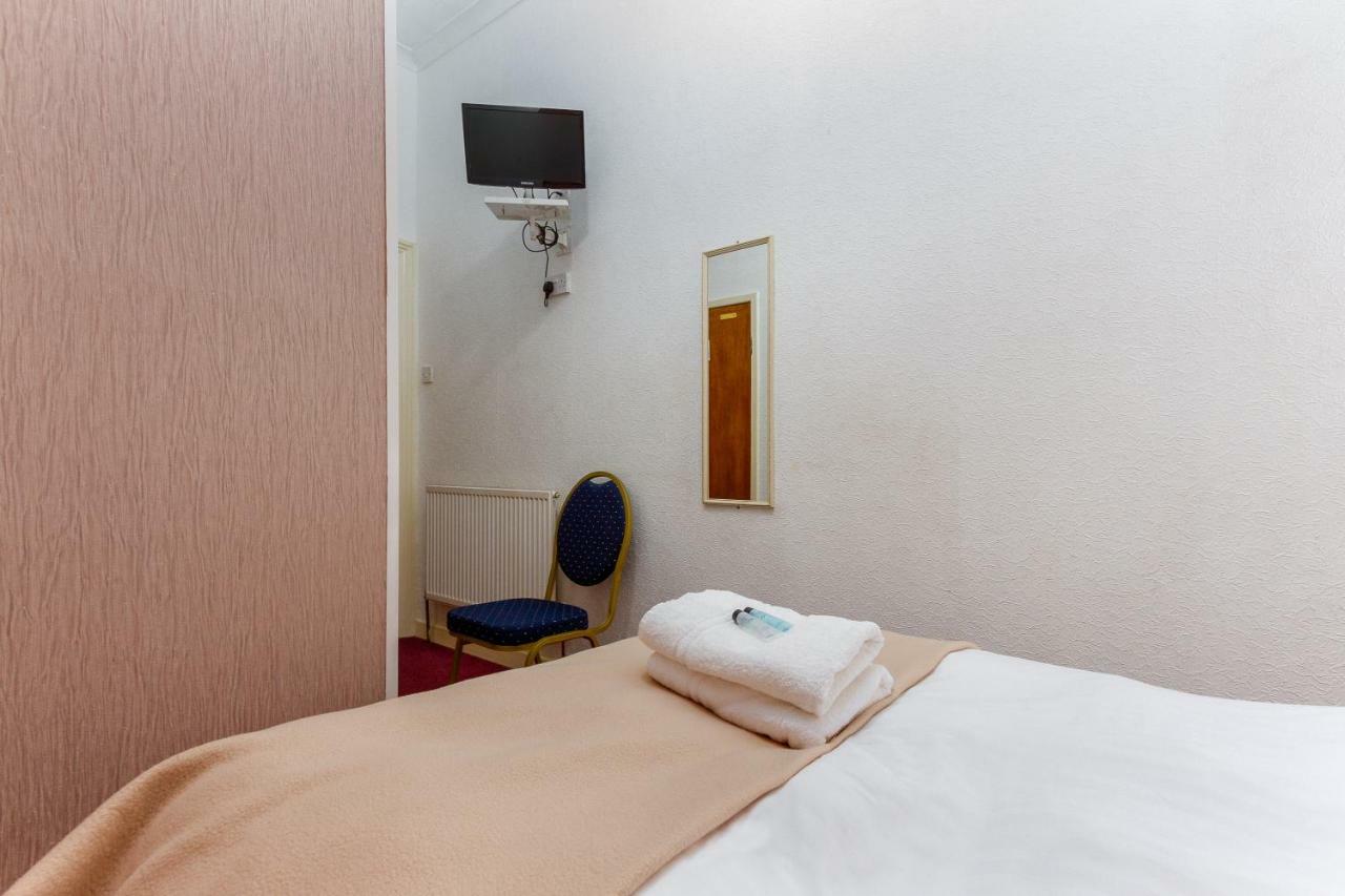 Guest house Keighley House 3*