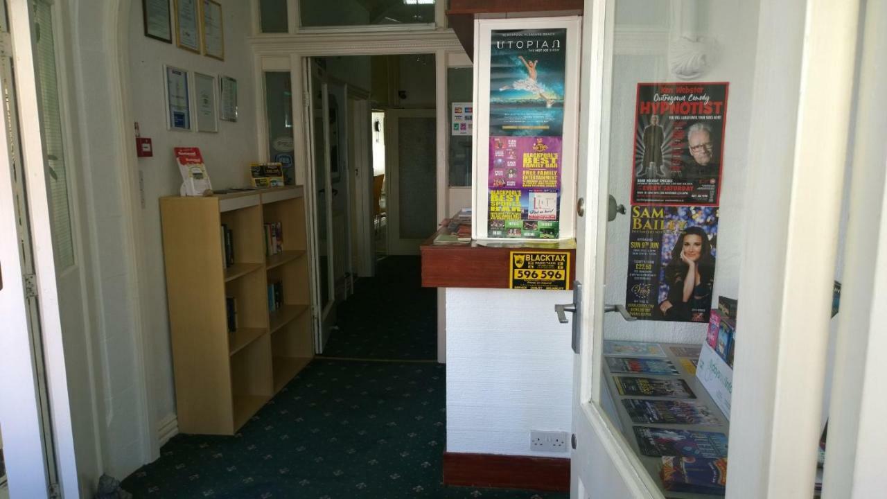 The Hartshead - Families & Couples Guest house Blackpool
