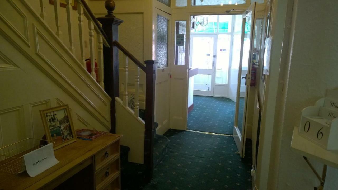 Guest house The Hartshead - Families & Couples