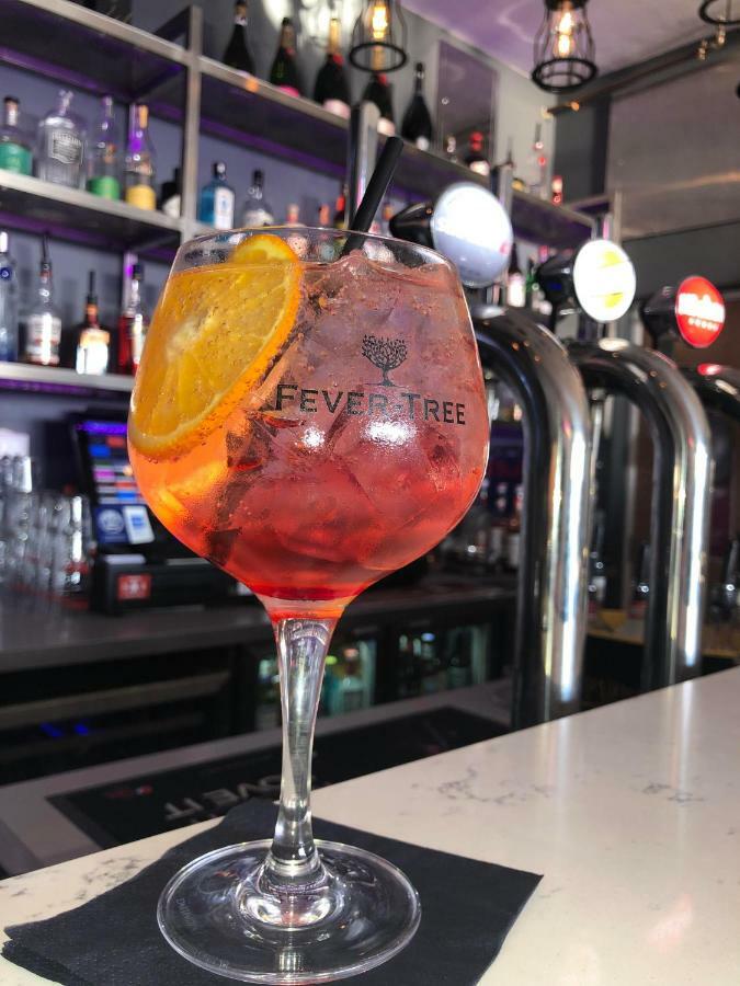 Mojitos Group Weekends Hotel 2*