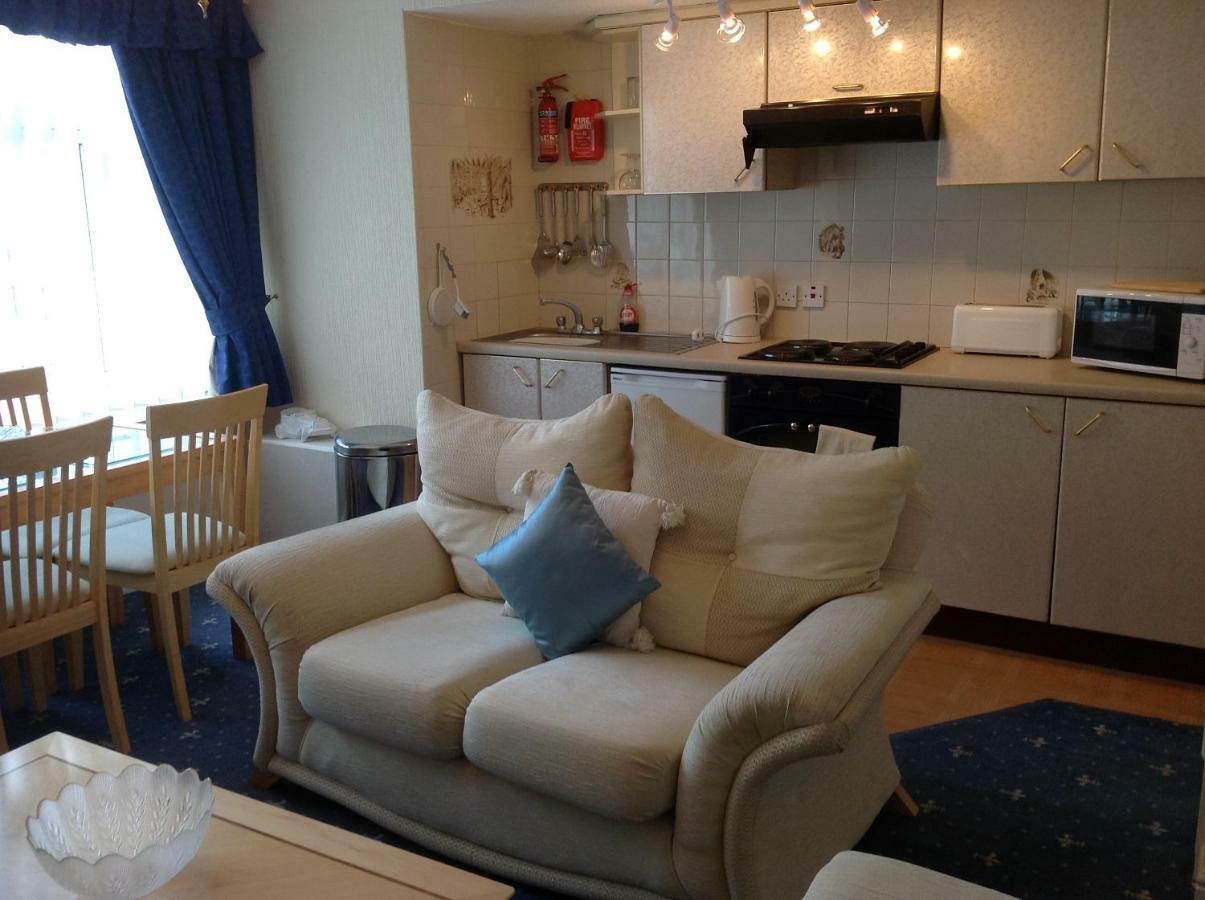 Point At One Rutland Gate Apartments, Wilton Parade * Blackpool