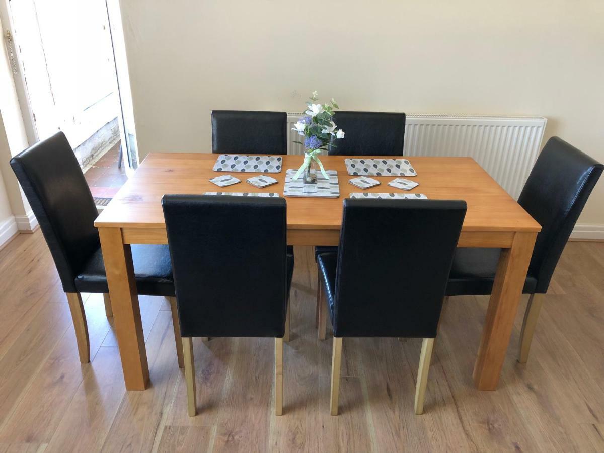 Holiday home Crescent Court