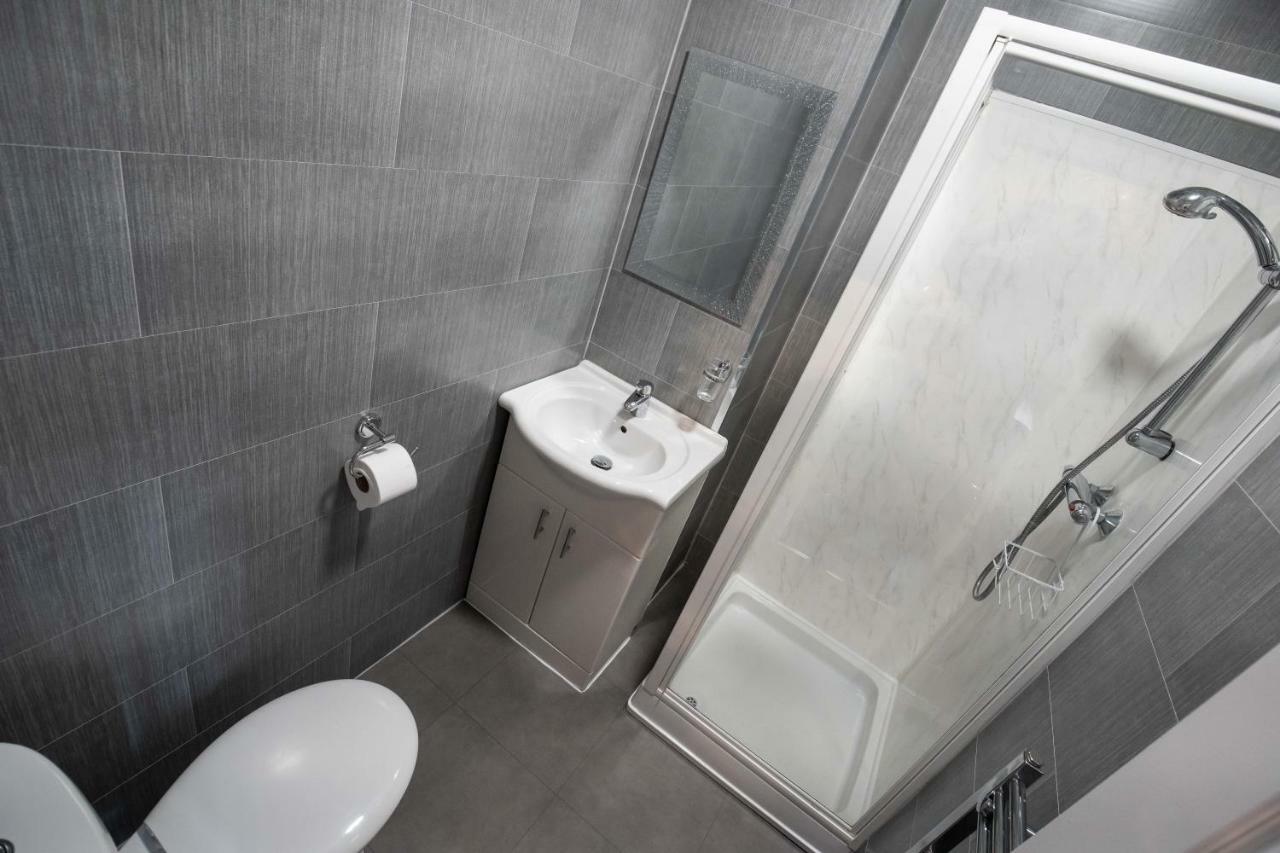The Gables Guest house 2*