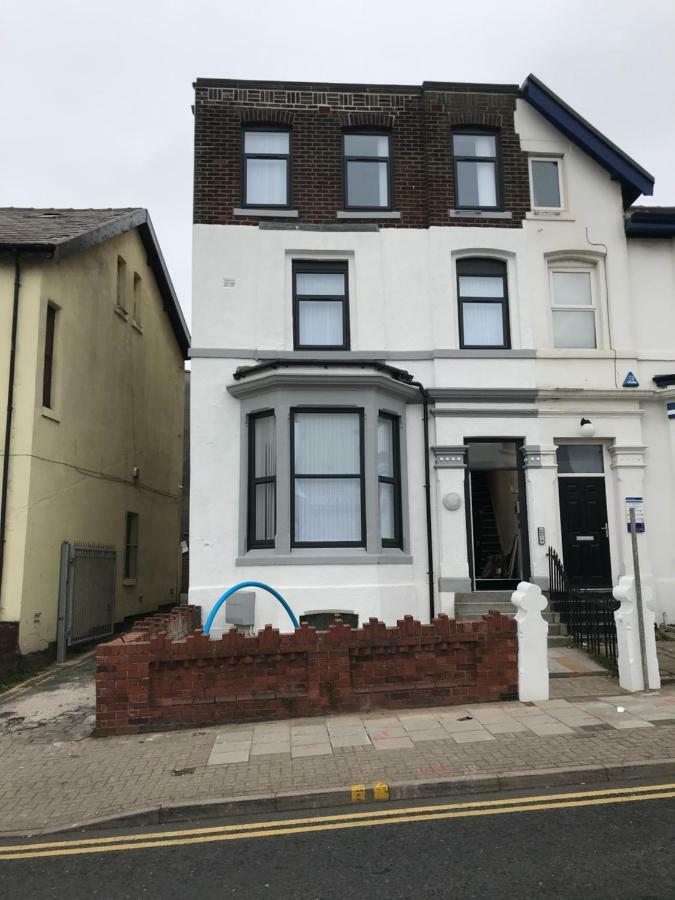 Apartment Winter Gardens Service By Balckpool Service