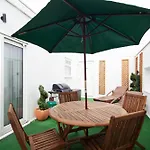 Queens Mansions: Queens Suite