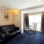 Queens Mansions: Hesketh Apartment