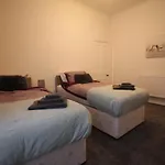 Bryan Choice - Close To Town Centre - Games Room - Large Property