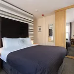 Hotel 11 Blackpool Strictly Over 25S No Party People