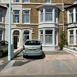 Delamere Ground Floor Holiday Flat