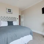 Queens Crest By Sasco Apartments