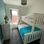 Stylish 2 Bed Apartment Sea Front Location Suite 3