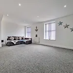 Dysa Promenade Apartments