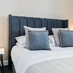 The Snug At The Hideaway Stamp Sa