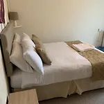 Sharn Bek Hotel